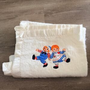 Vintage Raggedy Ann & Andy Baby Blanket Embroidered White Soft
